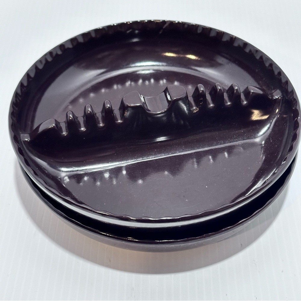 Vtg Dale Chemical No. 99 Ashtray‎ Maroon Melamine Irwin-Willert Co Lot Of 2